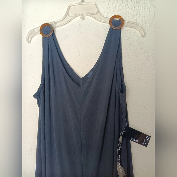 Sami & Jo Charcoal Sleeveless Jumpsuit - Picture 4 of 9